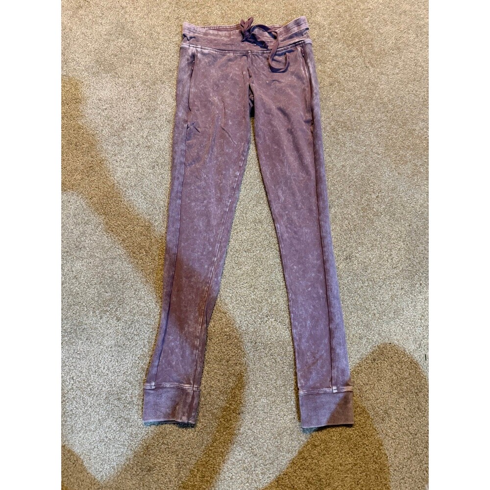 Victorias Secret PINK Yoga Mauve Tie Dye Leggings w/Zip Pockets & Side Detailing